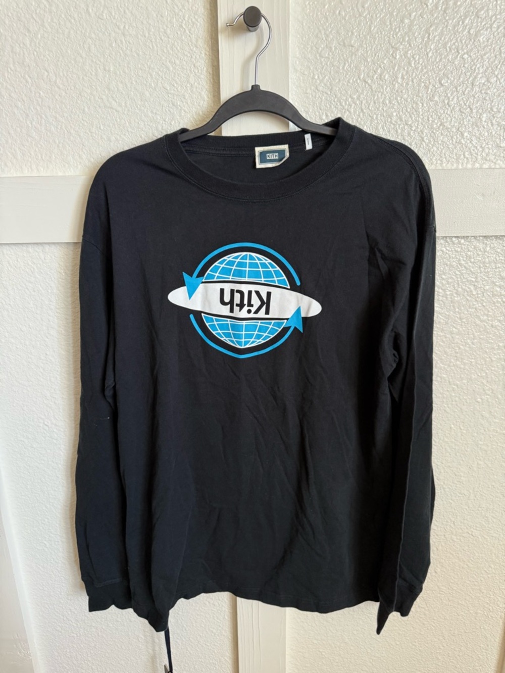 NWT Kith Men's Black Long-Sleeve Graphic Shirt | Size M